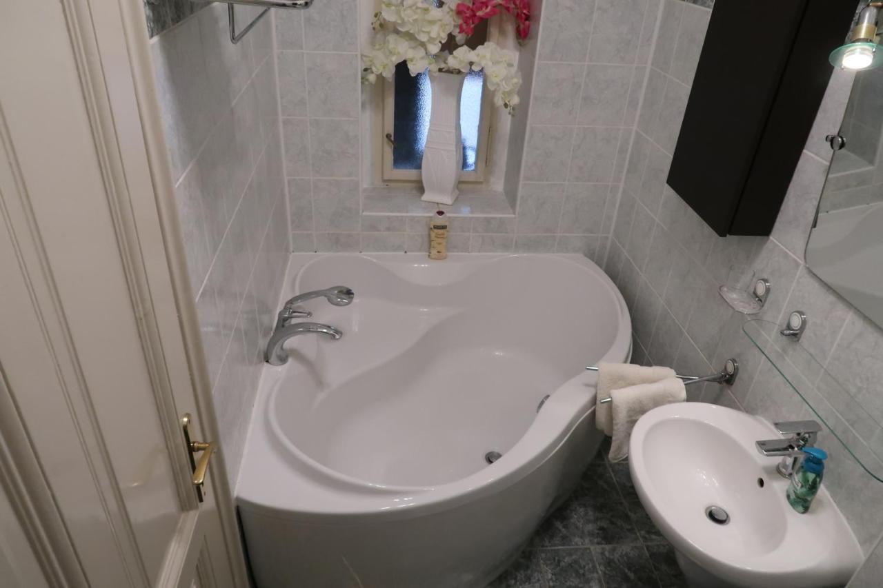 Apartment Themis Карловы Вары Экстерьер фото