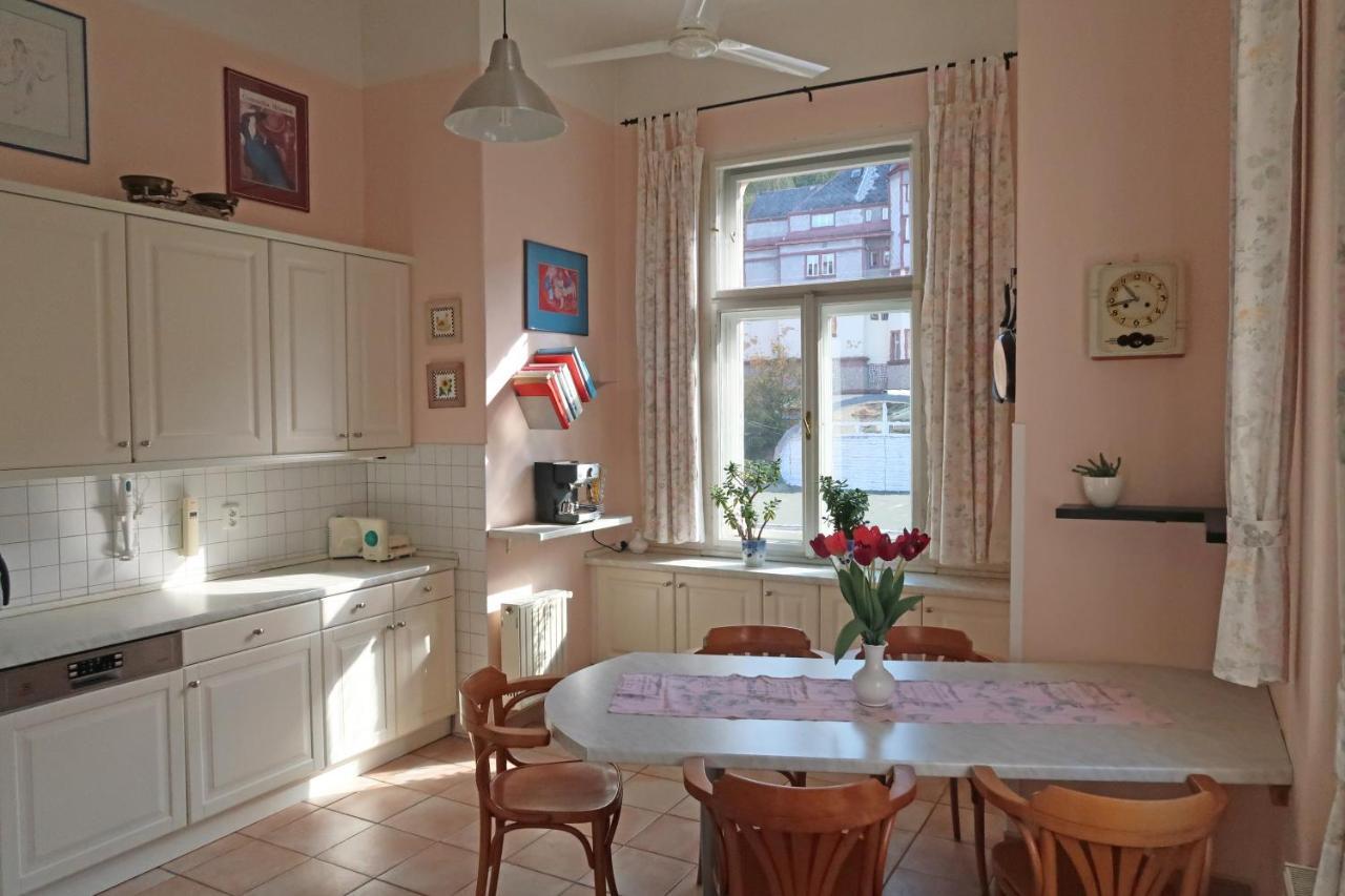 Apartment Themis Карловы Вары Экстерьер фото